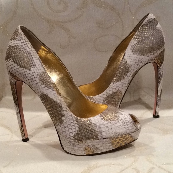 alexander mcqueen stilettos